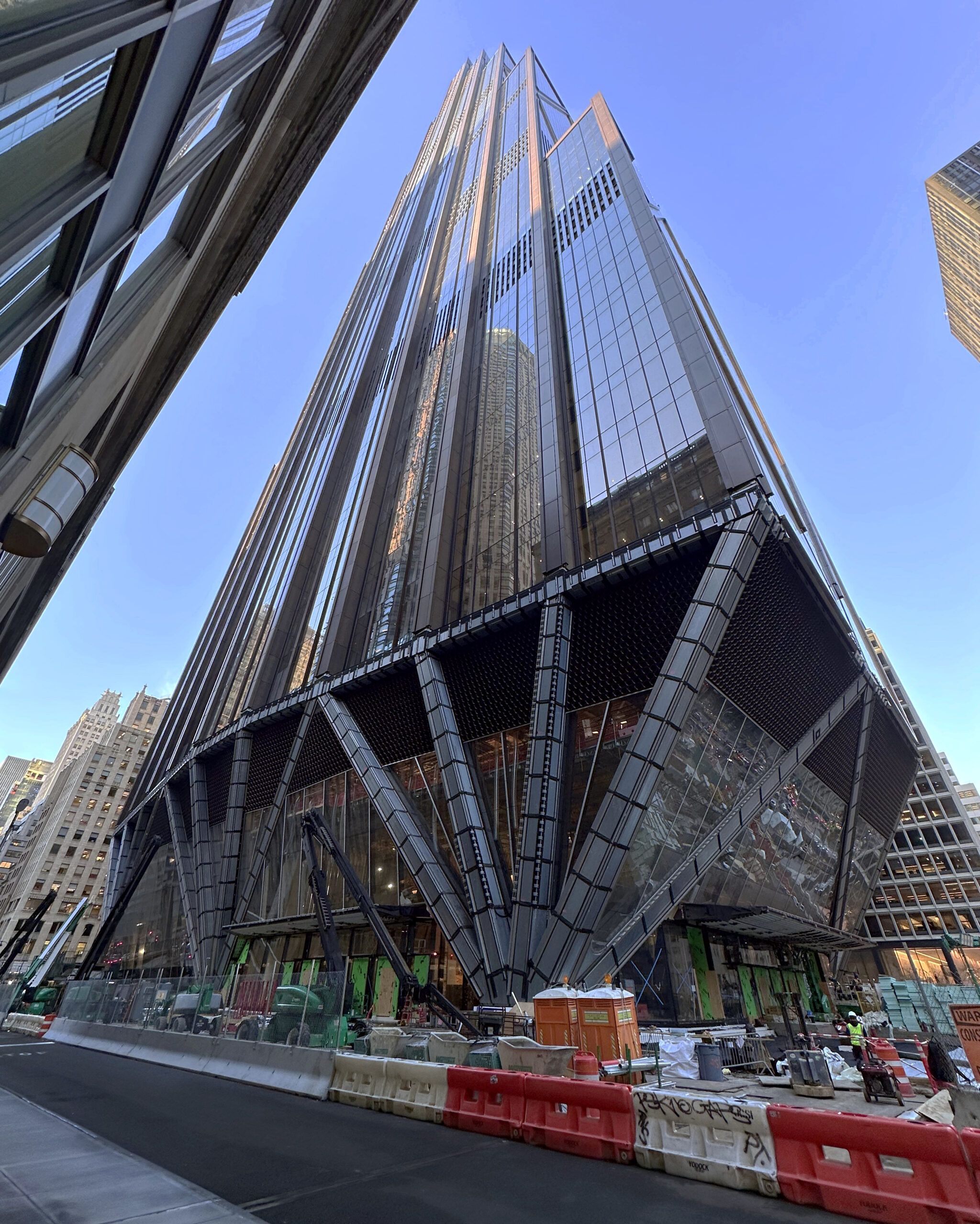 Modern Architecture of 270 Park Avenue